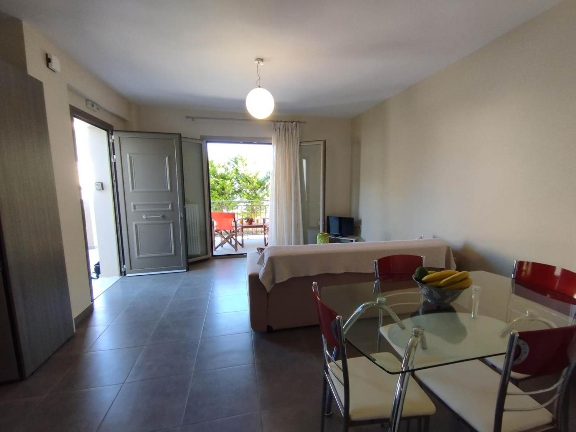 Angelos 2 Apartment Karavomylos